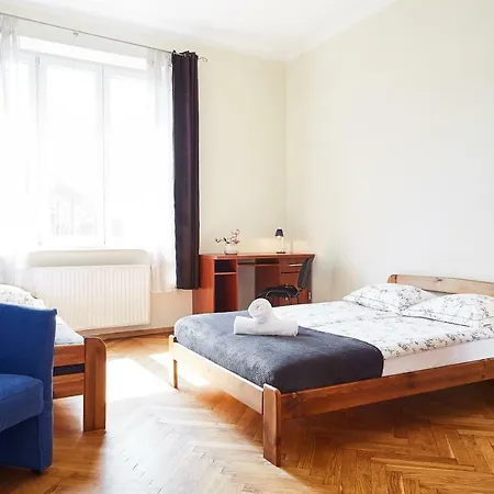 Green Yard Apartment Krowoderska Street Krakov Exteriér fotografie